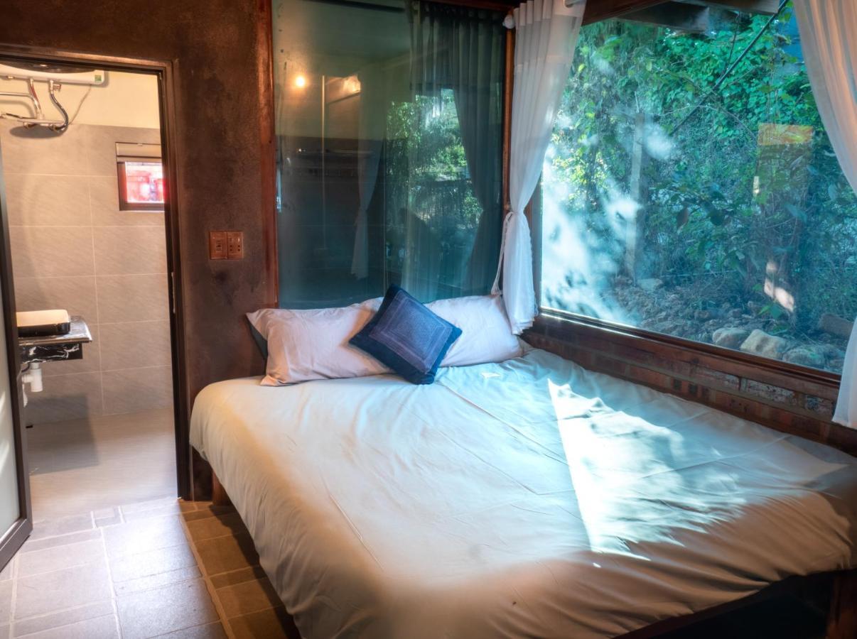 Wild Apple Homestay Sa Pa Exterior photo
